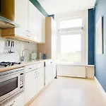 Apartman 2 Bedroom 2 Bathroom Canal